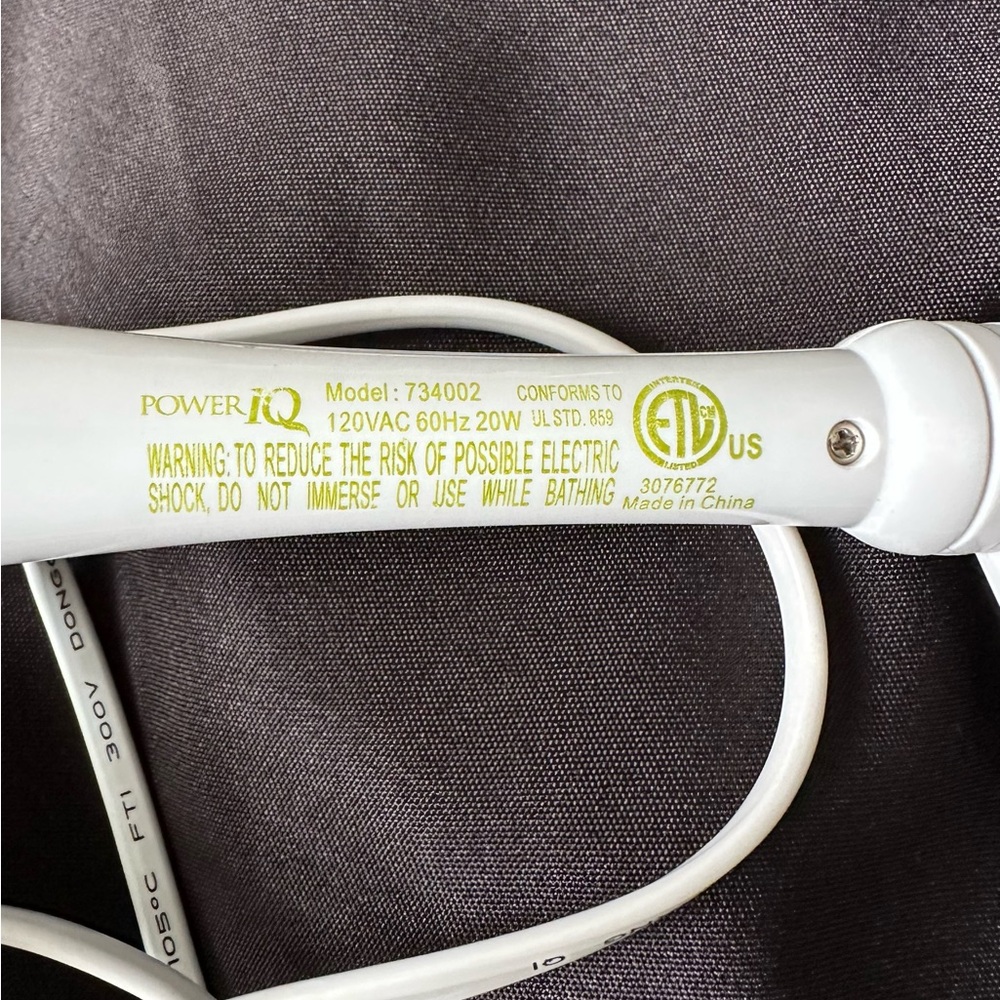 Power IQ Curling Iron - Picture 5 of 6